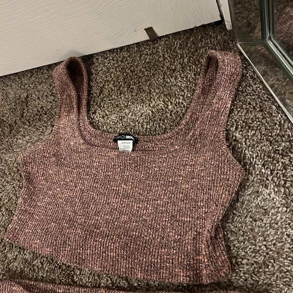 Two Piece Set - Picture 4 of 4